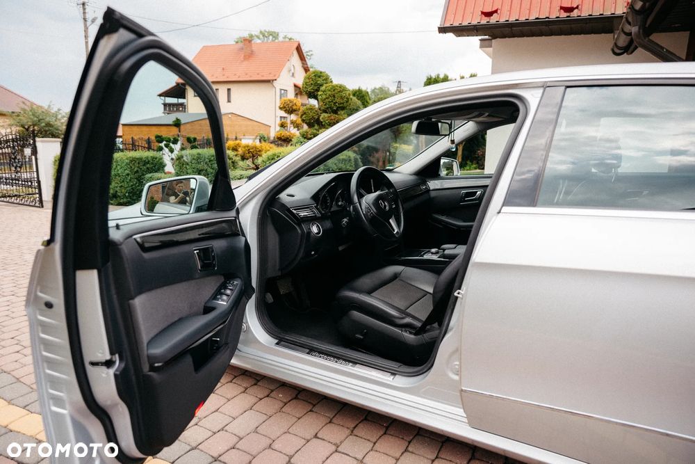Mercedes-Benz Klasa E 200 CDI DPF BlueEFFICIENCY 7G-TRONIC Avantgarde - 6