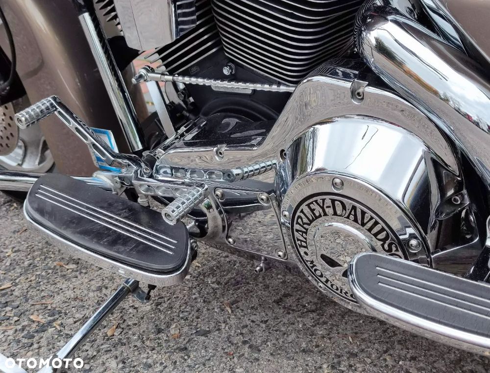 Harley-Davidson Touring Road King - 20