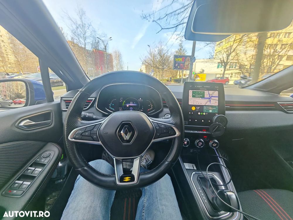 Renault Clio E-TECH 140 R.S. LINE - 3