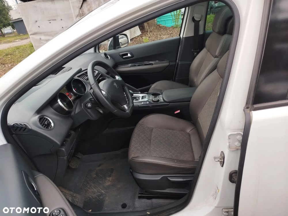 Peugeot 3008 - 25