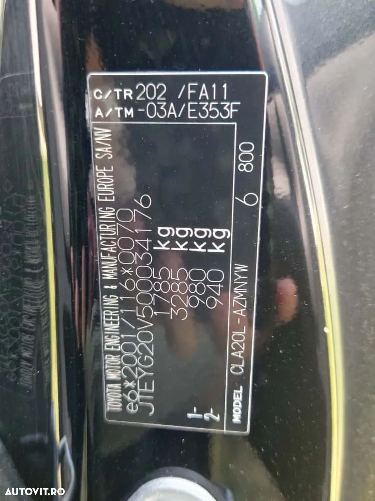 Toyota RAV4 D-4D 4x4 - 19