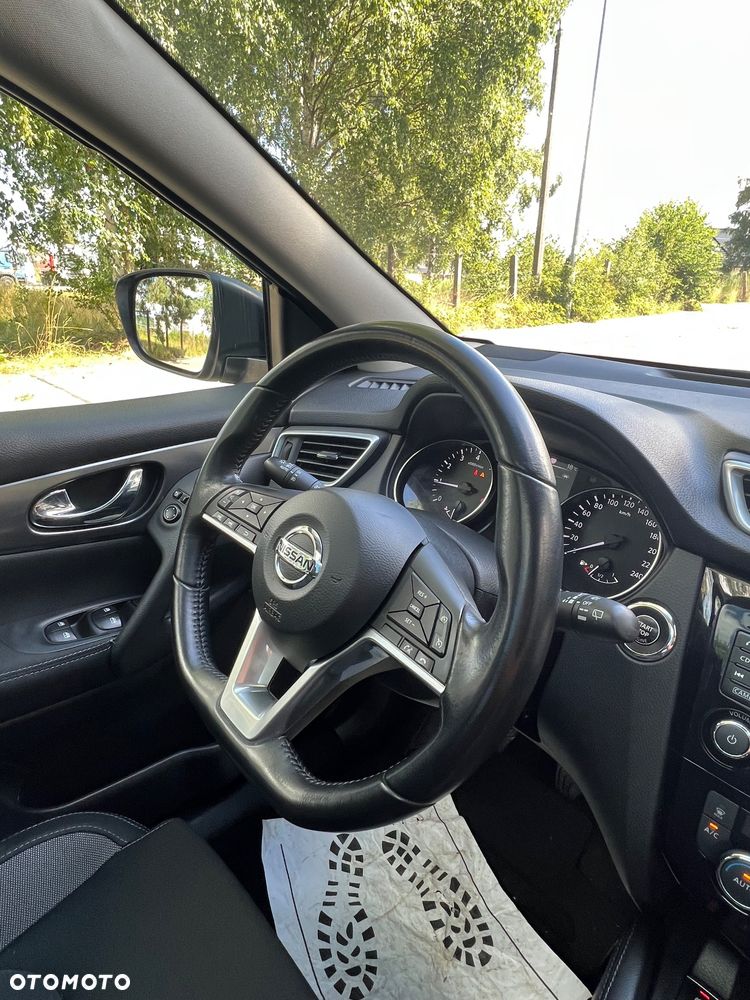 Nissan Qashqai 1.2 DIG-T N-Connecta - 37