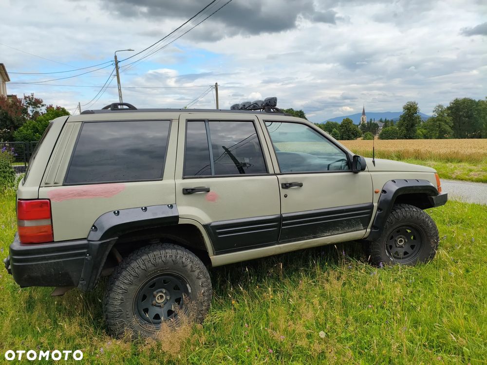 Jeep Grand Cherokee - 3