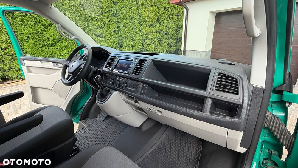 Volkswagen Transporter - 14