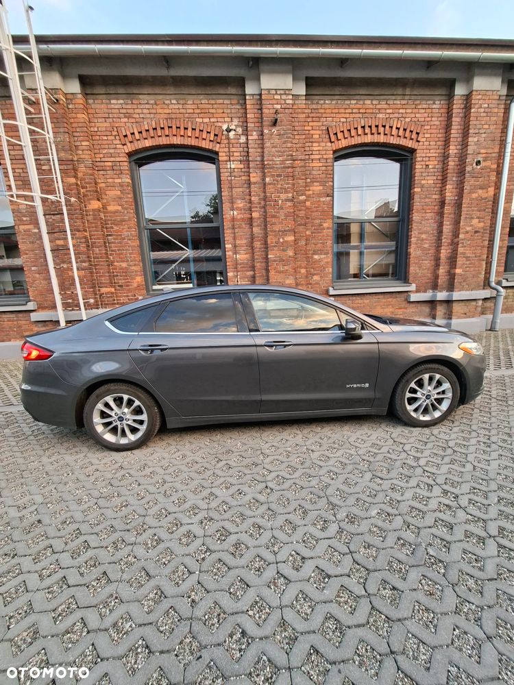 Ford Mondeo - 8