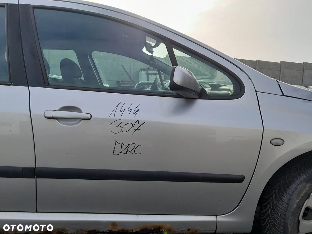 PEUGEOT 307 DRZWI PRAWE PRZEDNIE PRAWY PRZÓD KOLOR: EZRC - 1