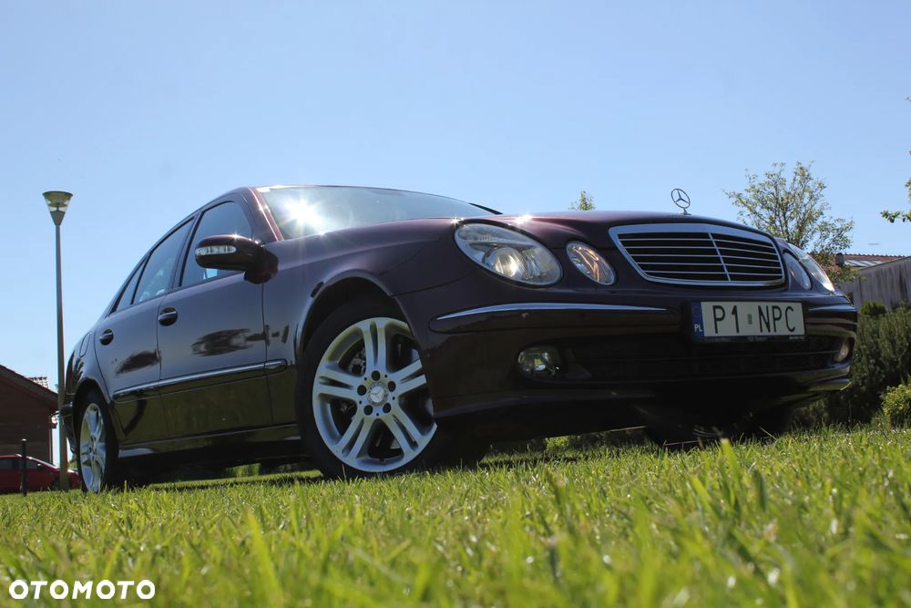 Mercedes-Benz Klasa E 500 4Matic Automatik Avantgarde - 2