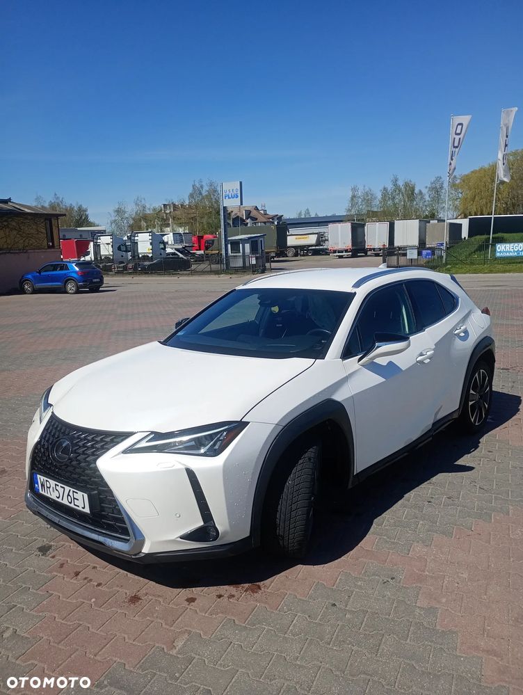 Lexus UX - 11