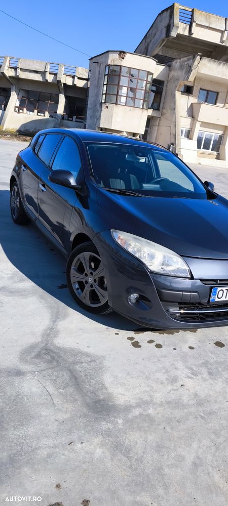 Renault Megane 1.5 dCi Sport Edition EDC - 4