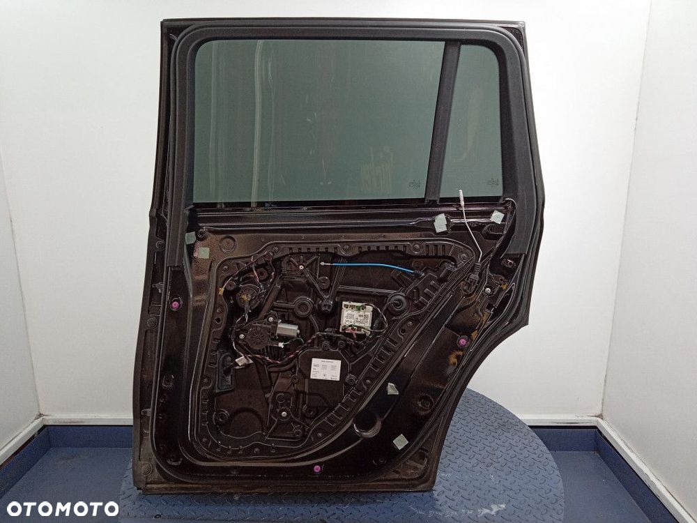 MERCEDES GLS W167 DRZWI TYŁ PRAWE TYLNE 197 - 8