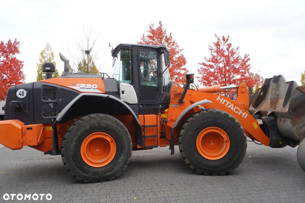 Hitachi ZW220 / 2 łyżki / Ładowarka przegubowa_241155 - 22