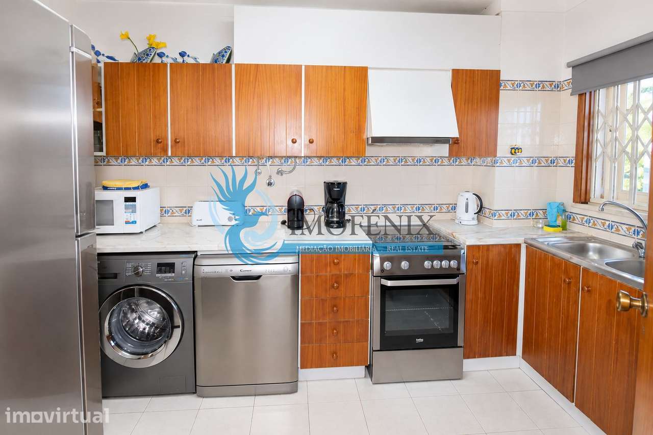 Apartamento T1+1 com Piscinas e Varanda em Albufeira - Grande imagem: 5/14