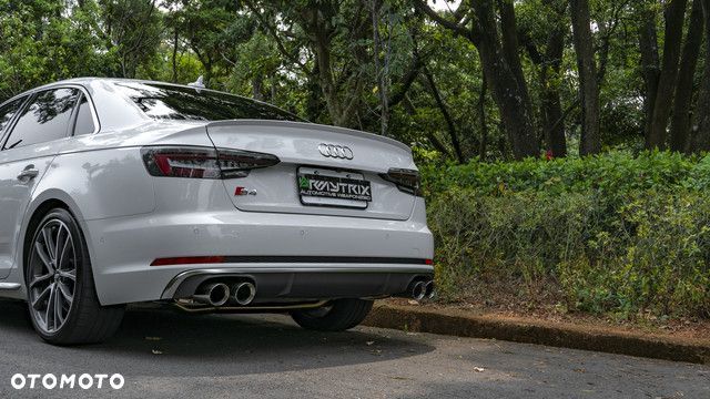 AUDI A4 B9 SEDAN SPOILER LOTKA NA KLAPĘ PODKŁAD!! - 9