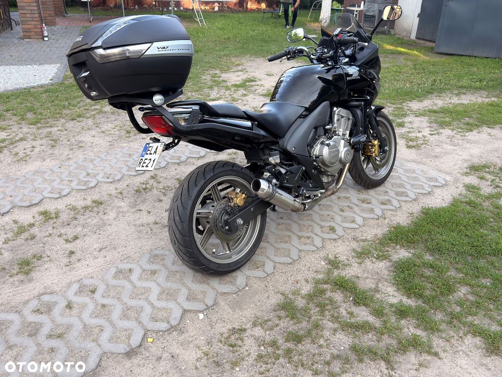 Honda CBF - 7