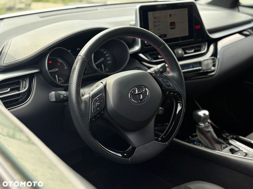 Toyota C-HR 1.8 Hybrid GPF GR Sport - 18