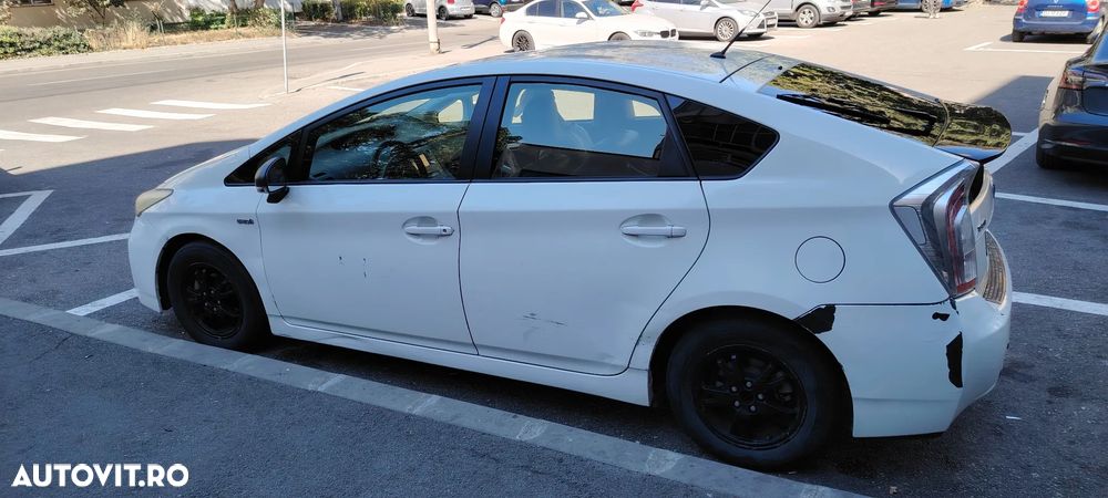 Toyota Prius 2012 photo 4
