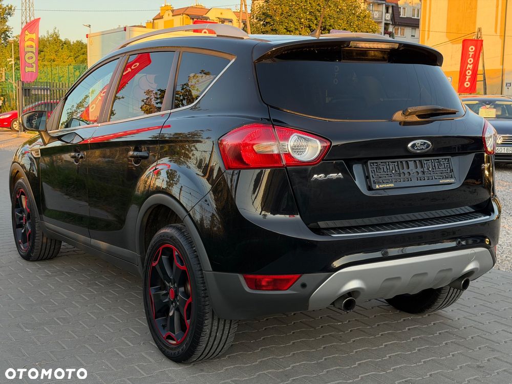 Ford Kuga 2.5 4x4 Titanium - 3
