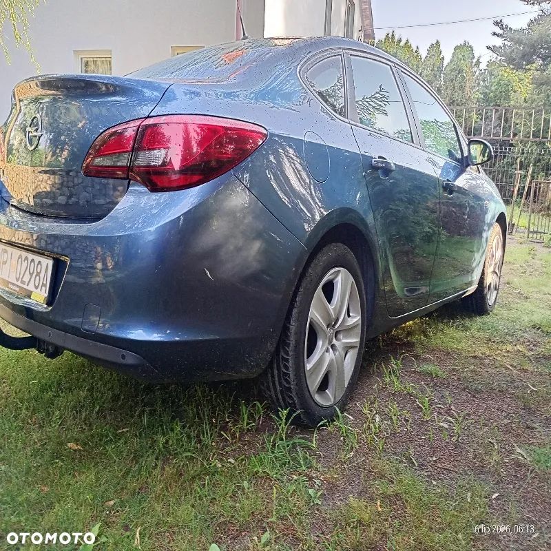 Opel Astra - 3
