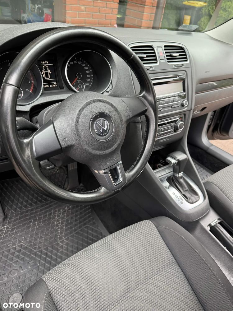 Volkswagen Golf 1.4 TSI Comfortline DSG - 10