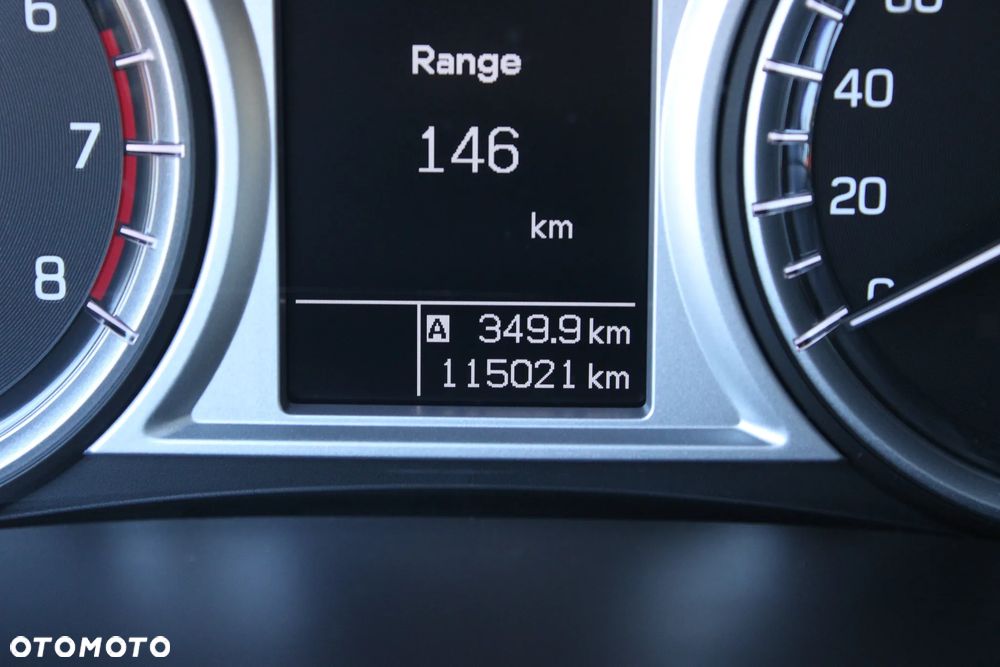 Suzuki Vitara 1.6 Premium 2WD - 34