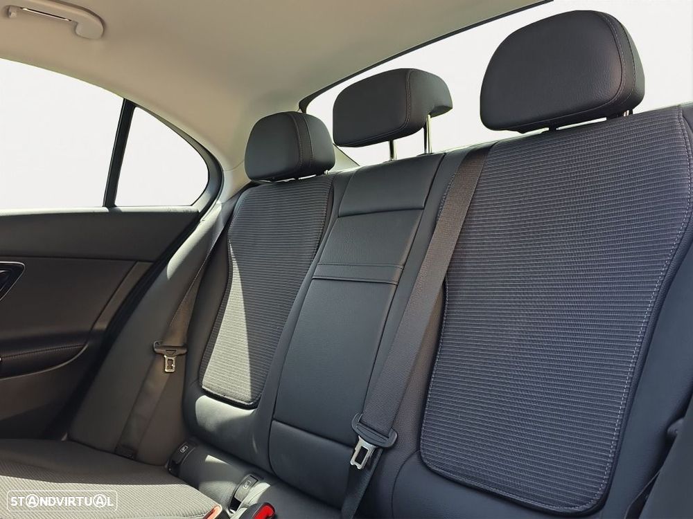 Mercedes-Benz C 300 - 15