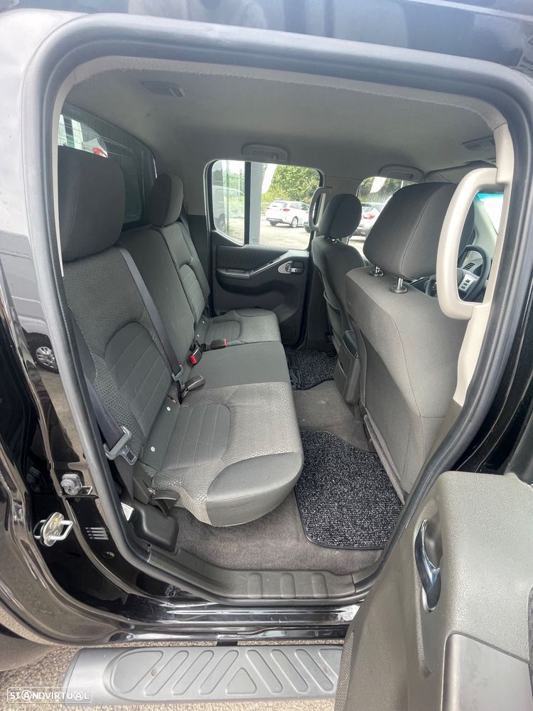 Nissan Navara 2.5 dCi CD LE 4WD - 10