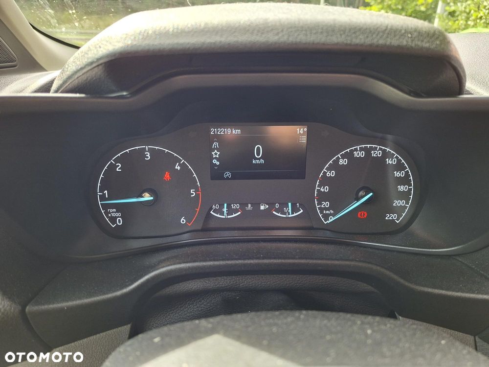 Ford Transit Connect - 16