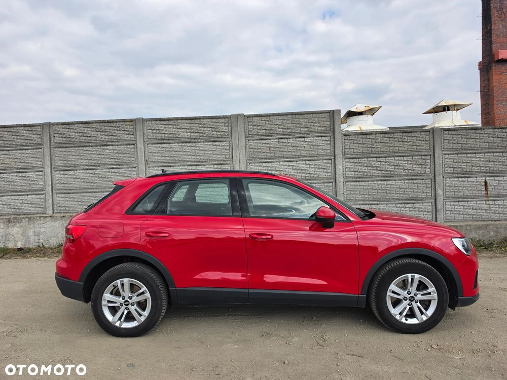 Audi Q3 45 TFSIe S tronic - 3