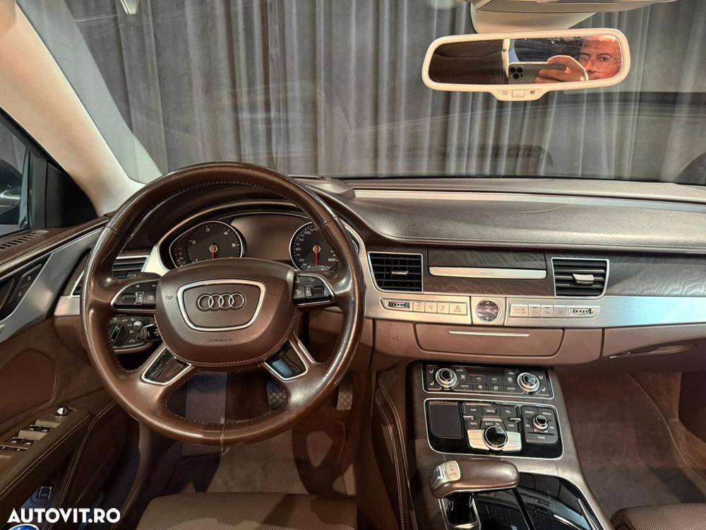 Audi A8 - 23