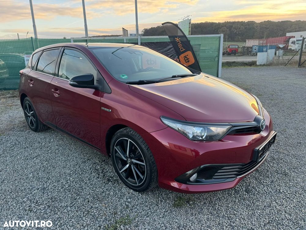 Toyota Auris - 1