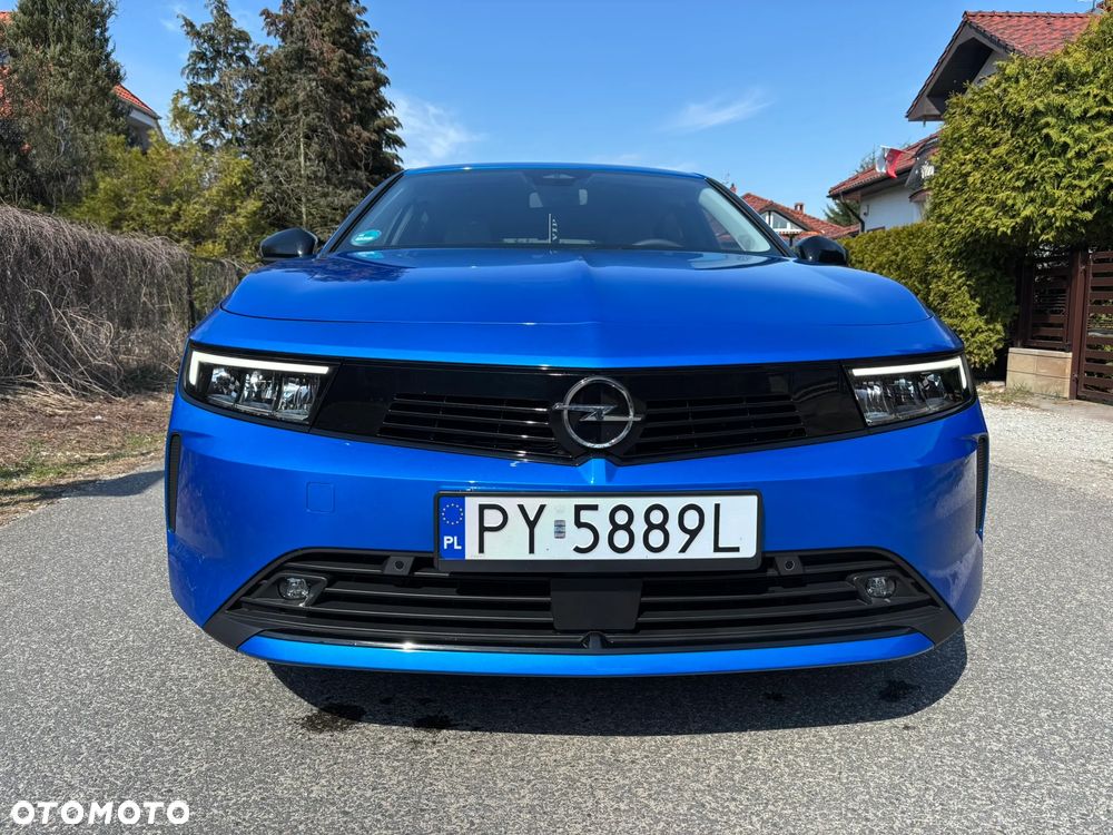 Opel Astra 1.2 Turbo Business Edition - 2