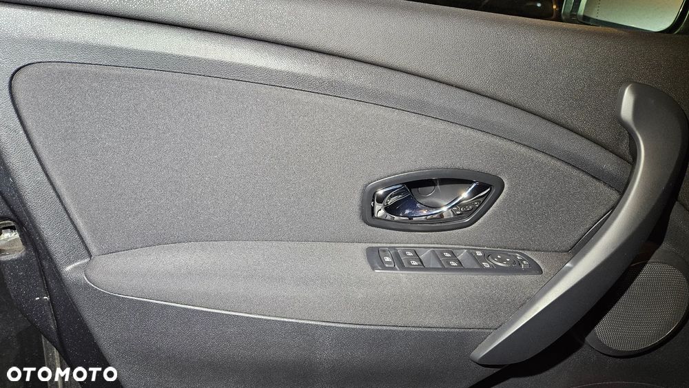 Renault Megane 1.6 dCi Energy Limited EU6 - 13