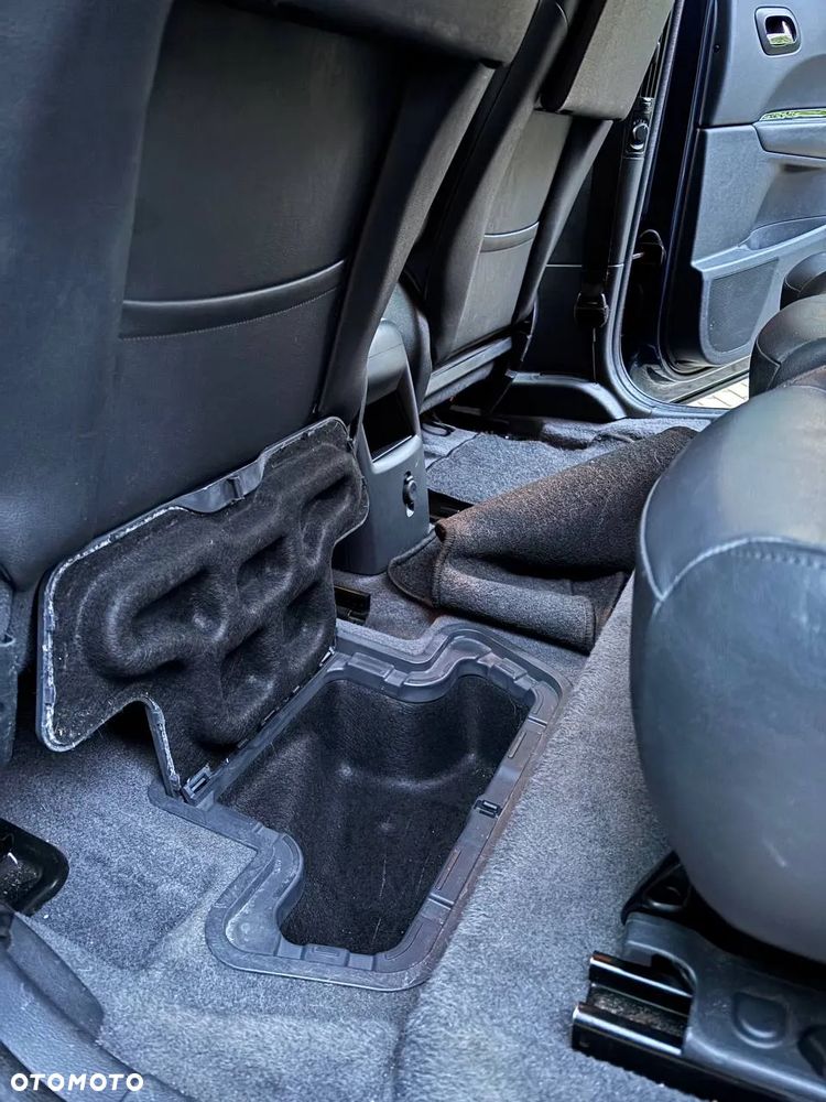 Peugeot 5008 155 THP Allure - 22