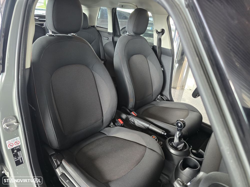 MINI 5 Portas Cooper D Seven - 16