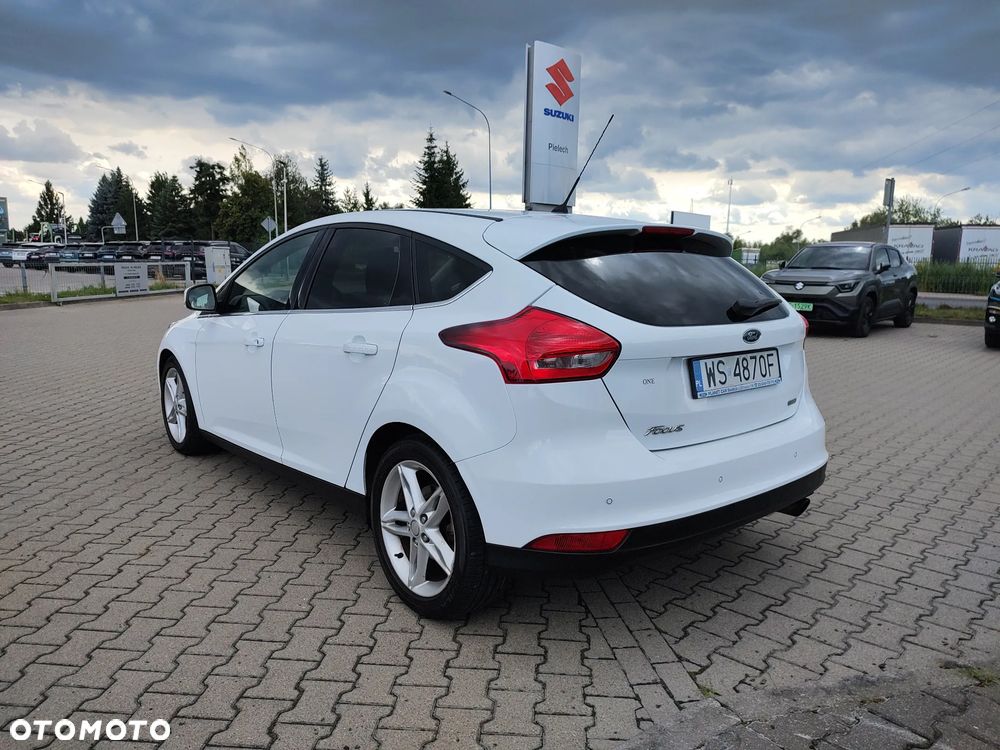 Ford Focus 1.5 EcoBoost Titanium ASS - 9