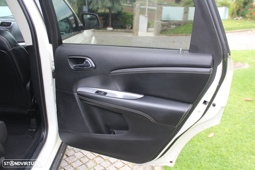 Fiat Freemont 2.0 Multijet 16V DPF Auto 4WD Lounge - 21