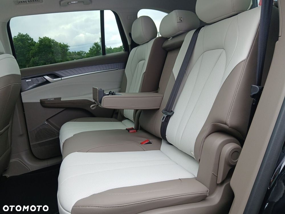 MG S9 - 17
