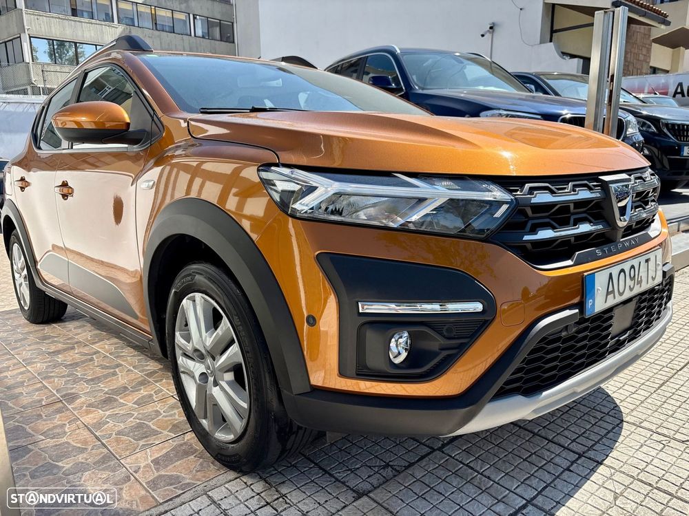 Dacia Sandero 1.0 ECO-G Essential Bi-Fuel - 1