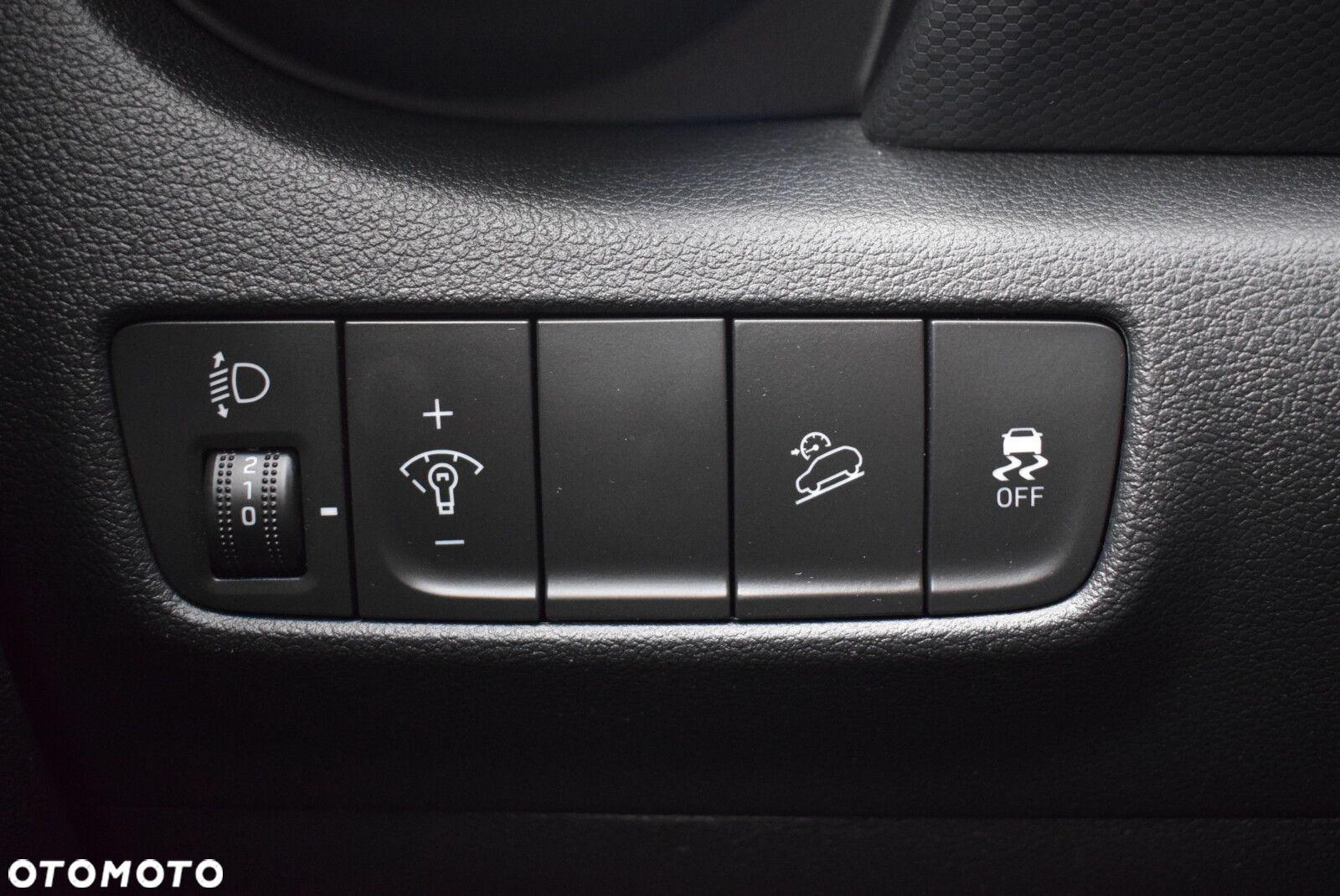 Hyundai Kona - 23