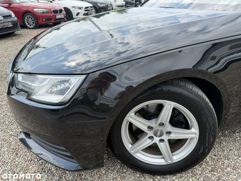 Audi A4 Avant 2.0 TDI ultra design - 22