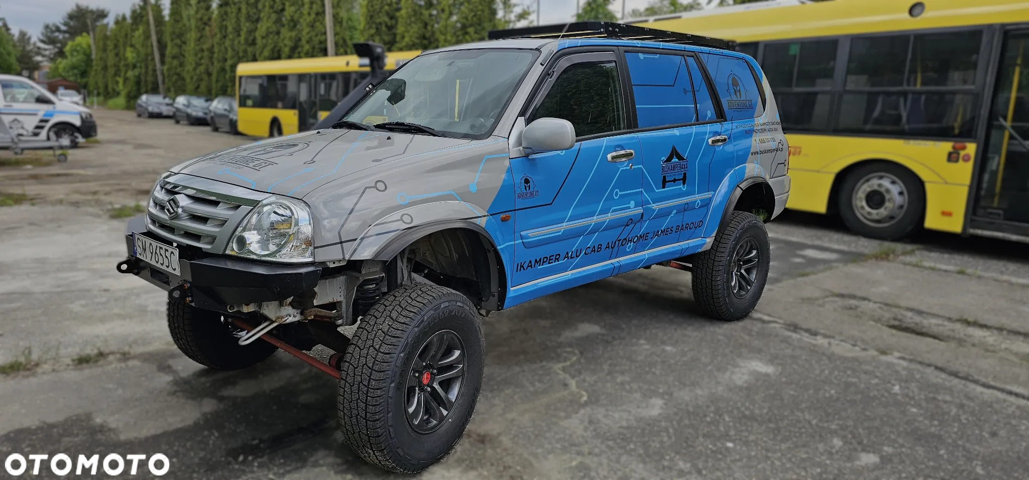 Suzuki XL7
