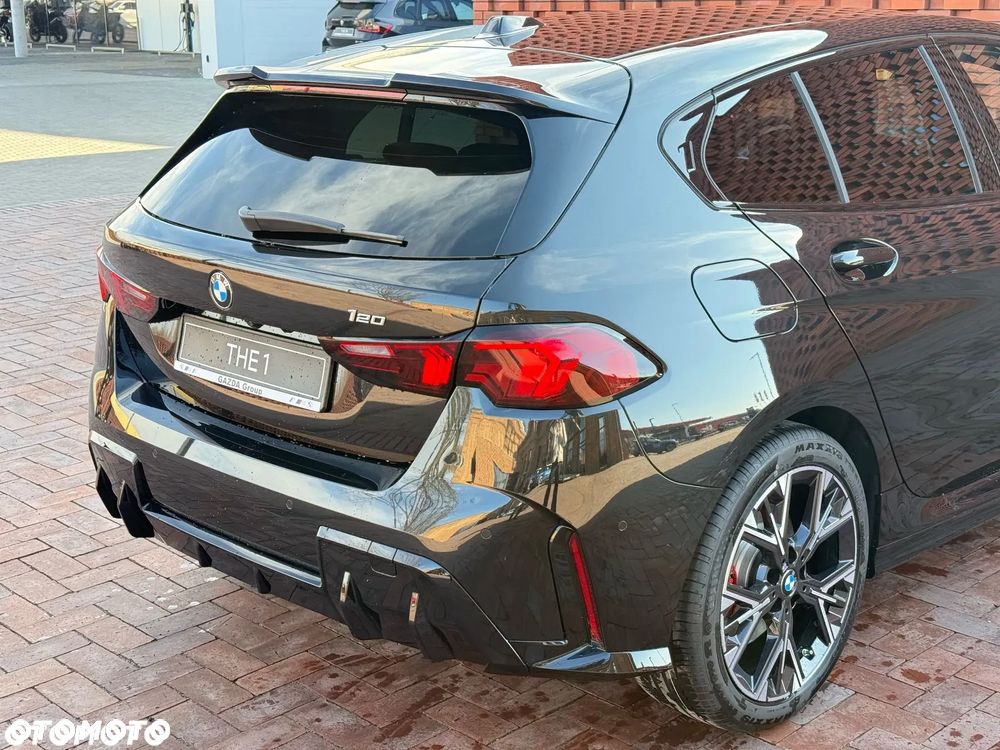 BMW Seria 1 120i - 6