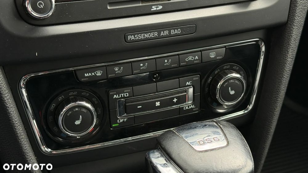 Skoda Superb 2.0 TDI Elegance DSG - 30