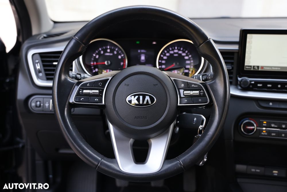 Kia Ceed - 26