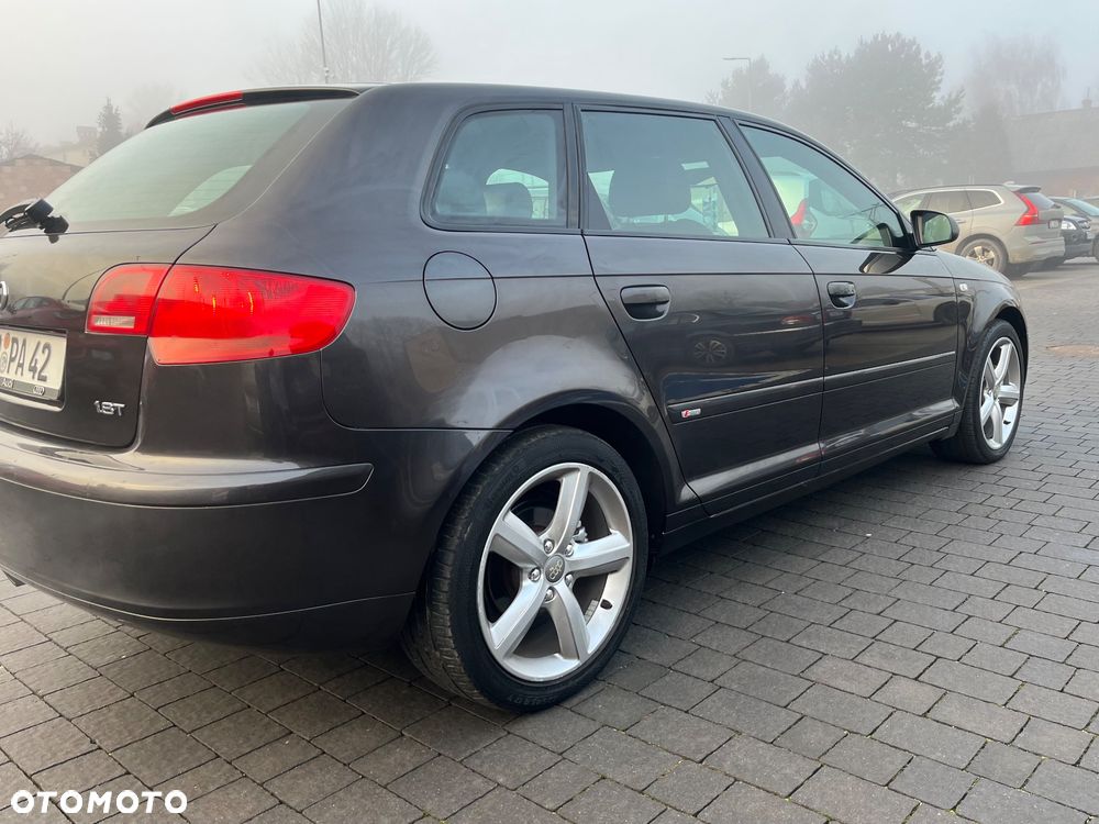 Audi A3 Sportback 1.8 TFSI S line Sportpaket Plus - 13