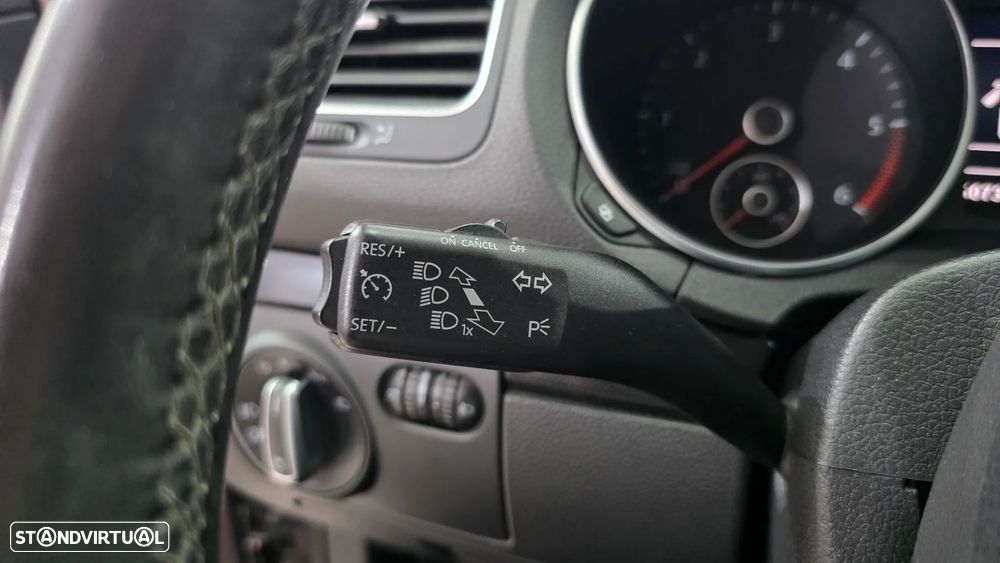 VW Golf - 25