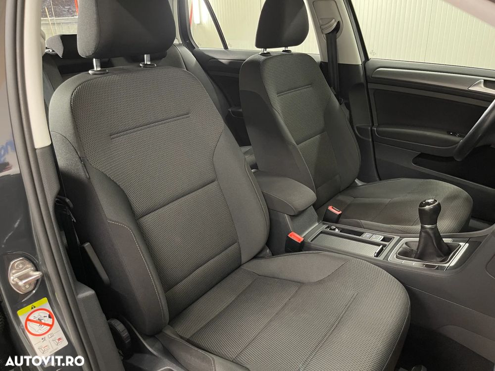 Volkswagen Golf 1.6 TDI Comfortline - 8