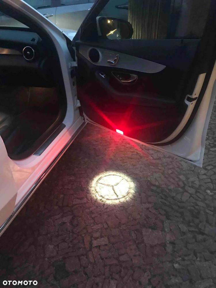 Mercedes-Benz Klasa C 300 9G-TRONIC Exclusive - 15