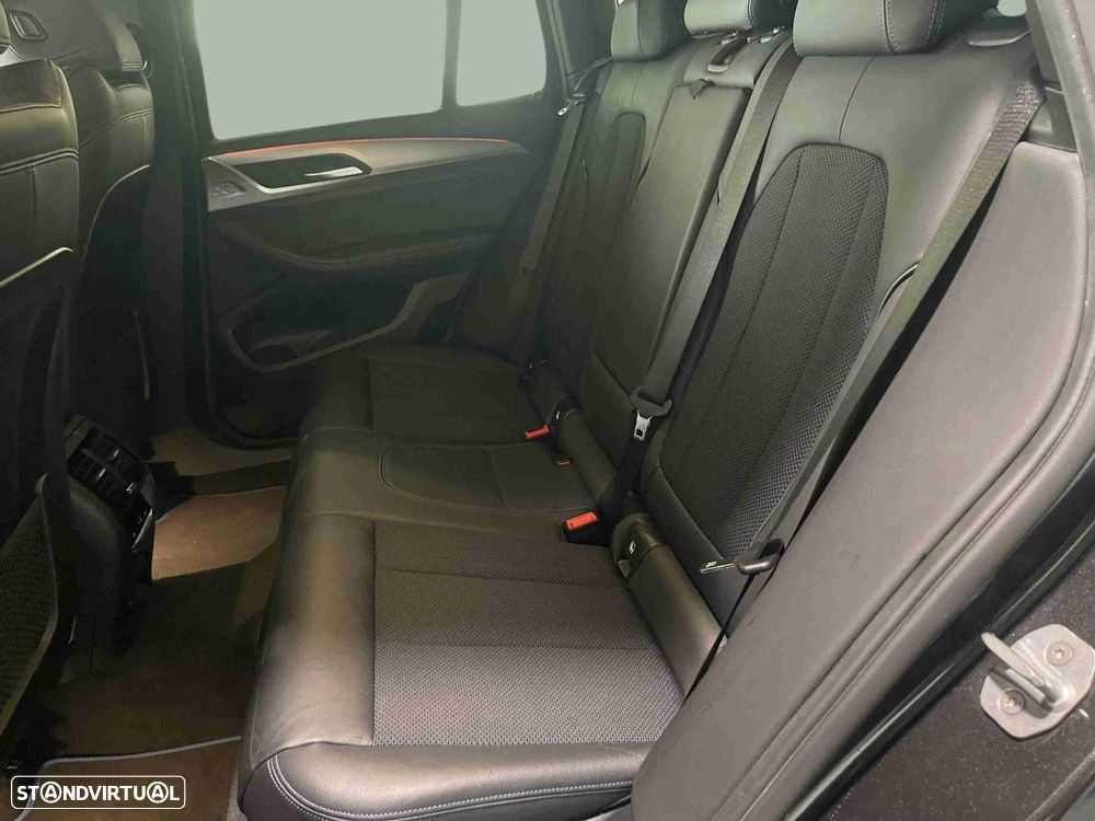 BMW X3 25 d xDrive Pack M - 8