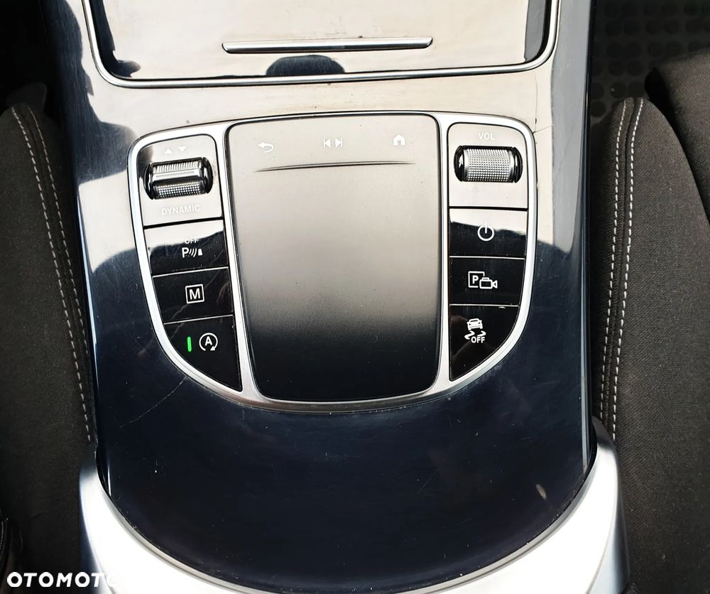 Mercedes-Benz GLC 200 d 4-Matic Business Edition - 23